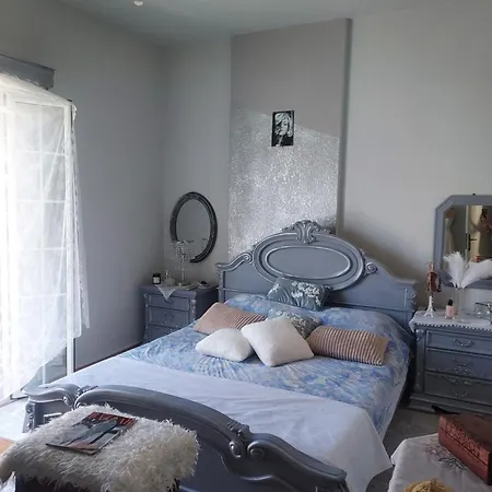 Maison De Couture Apartment